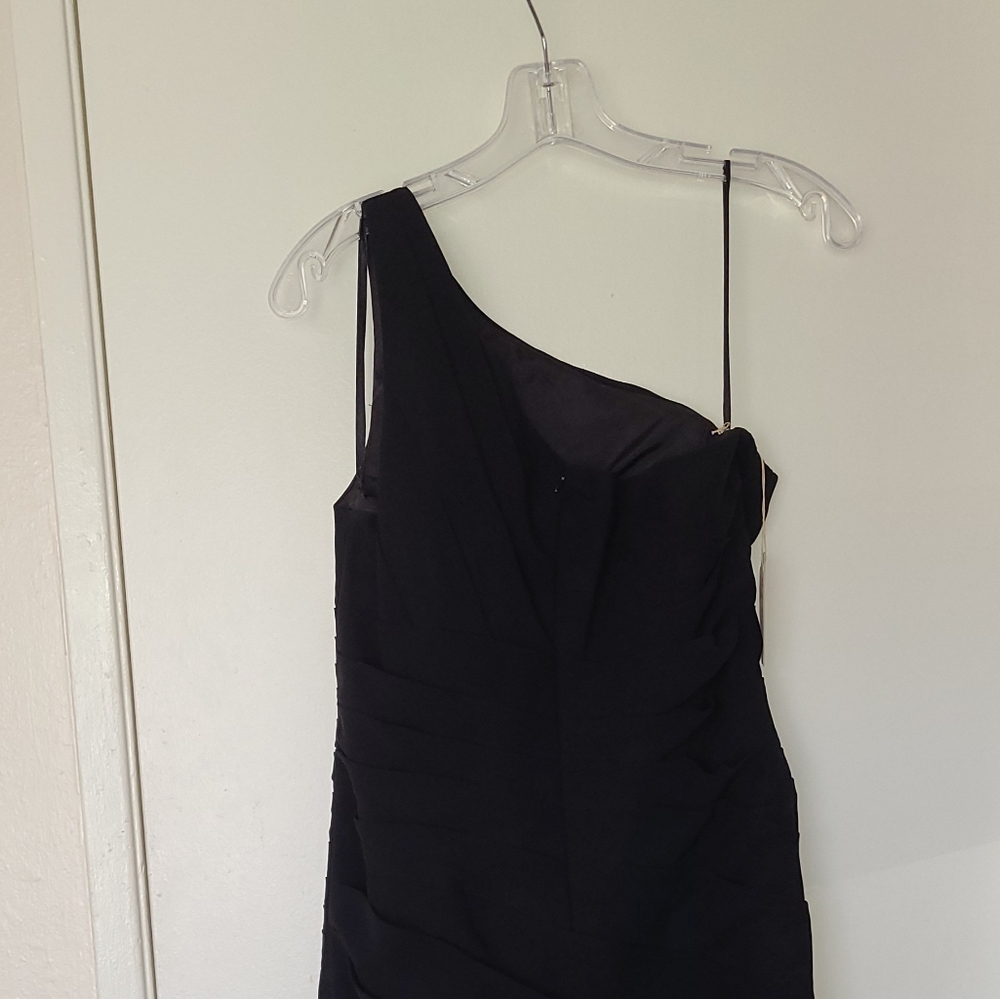 Sorella Vita Formal Gown-BRAND NEW WITH TAGS, black,size 12, single shoulder